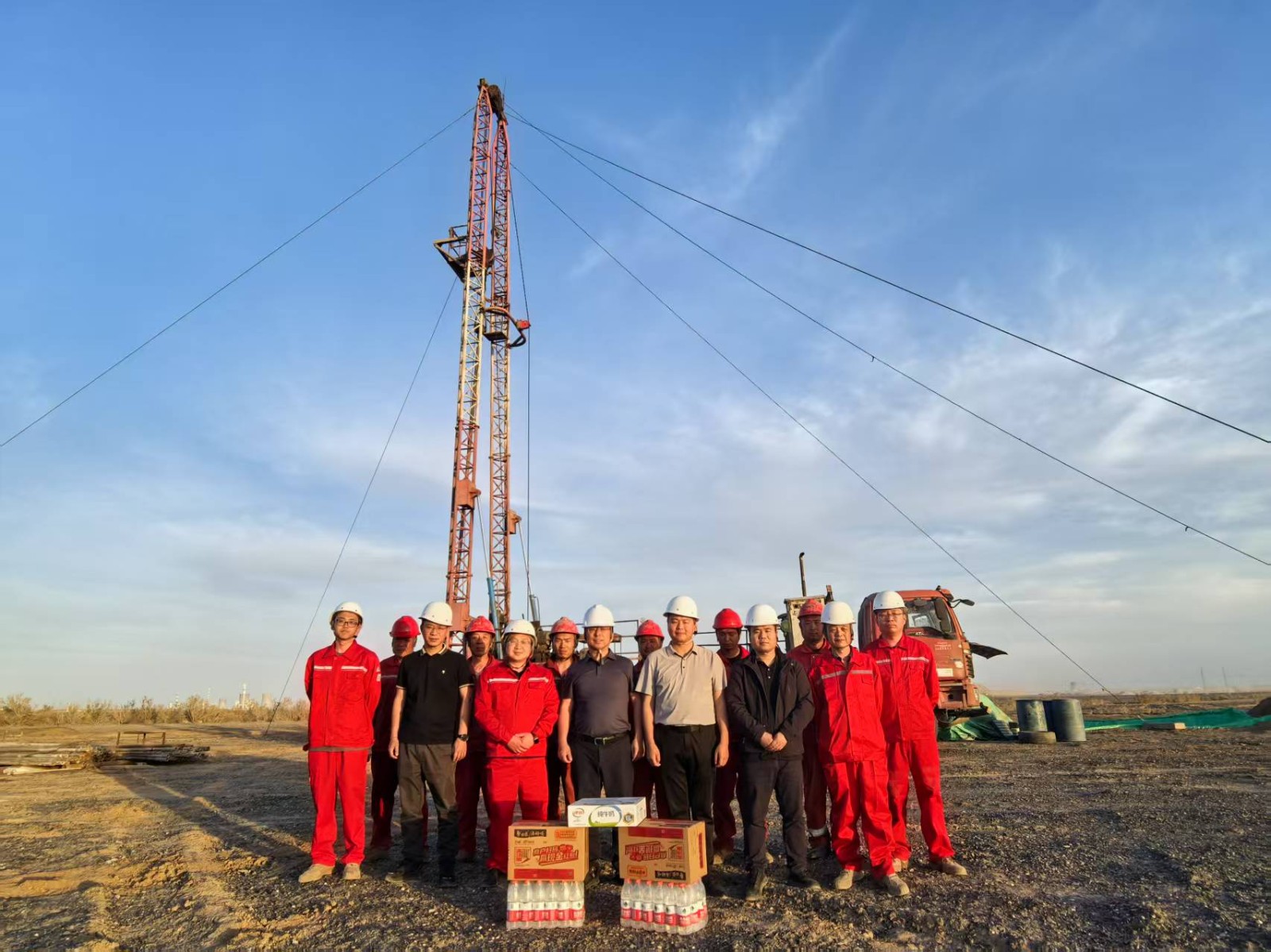 公司黨委書記、董事長(zhǎng)付星深入公司新疆項(xiàng)目檢查指導(dǎo)工作